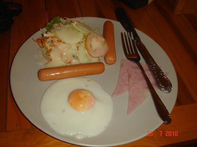 DSC03260 (Small).JPG